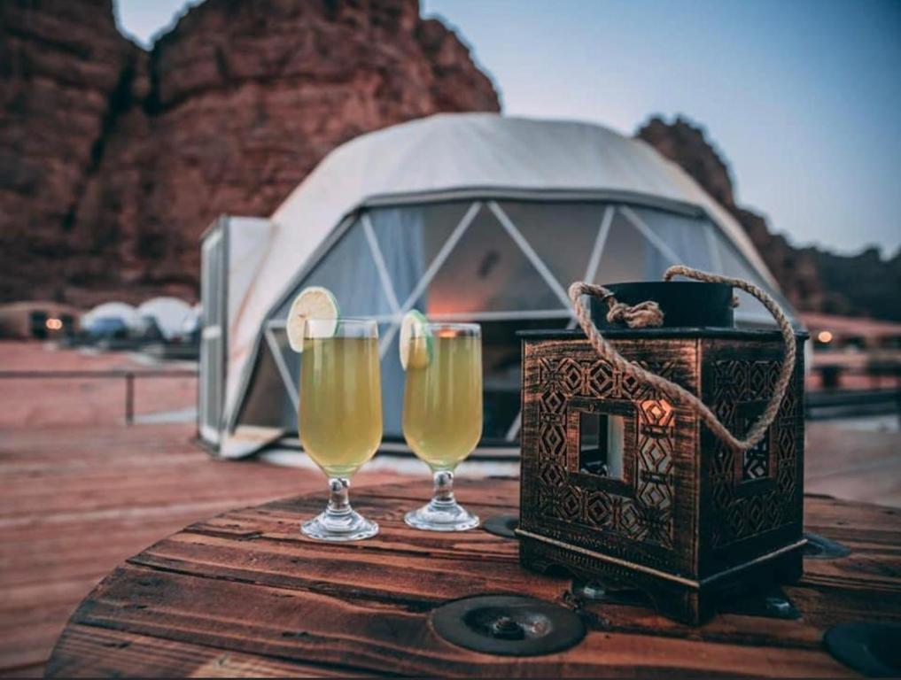 Sun Luxury Camp &Tour Lejlighed Wadi Rum Eksteriør billede