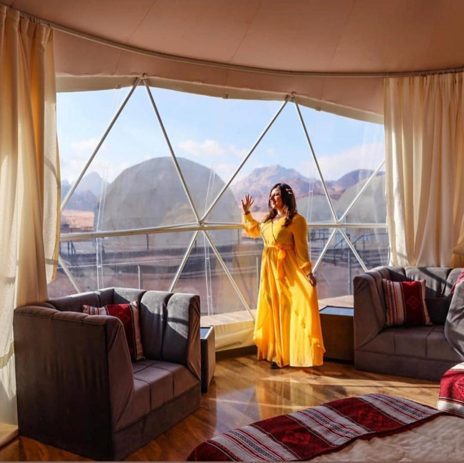 Sun Luxury Camp &Tour Lejlighed Wadi Rum Eksteriør billede