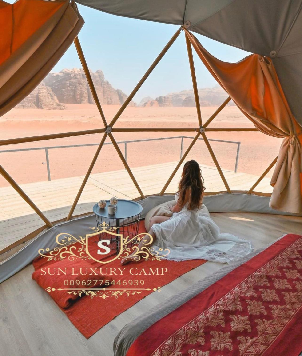 Sun Luxury Camp &Tour Lejlighed Wadi Rum Eksteriør billede